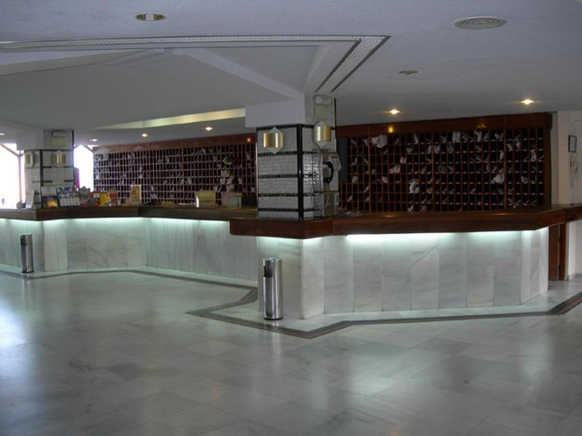 Benalsun Apartment Benalmadena Bagian luar foto